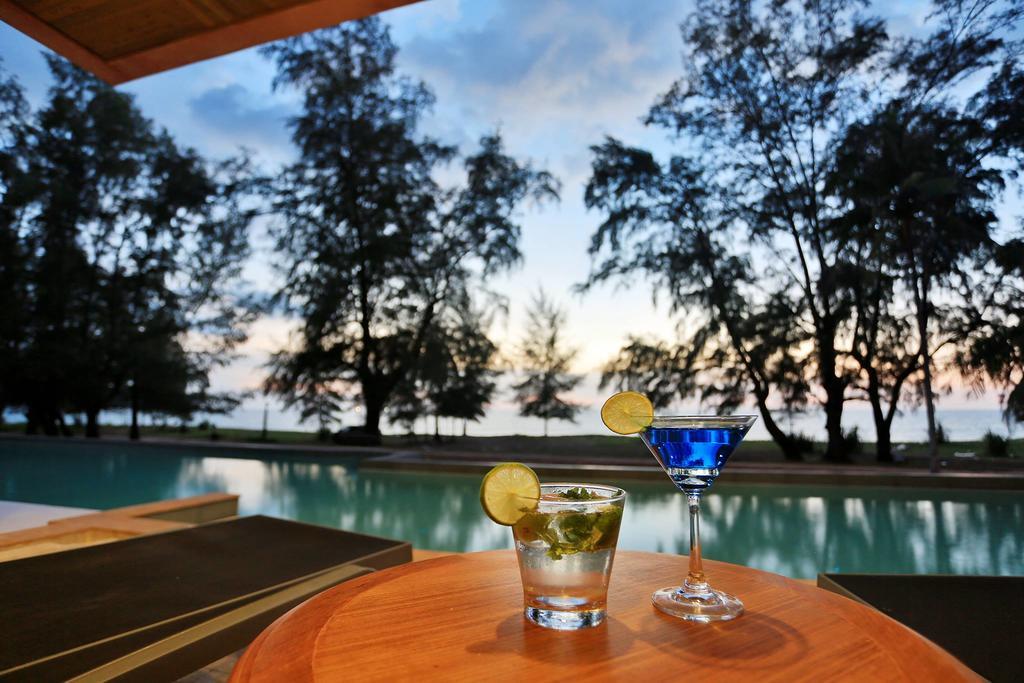 Coriacea Beachfront Boutique Phuket Resort - Sha Plus Майкао-Бич Экстерьер фото